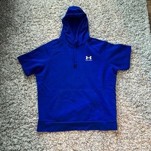 Men’s XL blue short-sleeve under armour hoodie